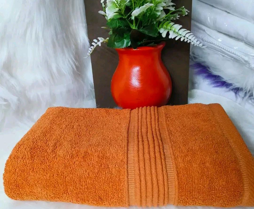 TOWELS 1PC HIGH QUALITY COTTON BATH TOWEL 90*165CM WITH PREMIUM DOUBLE STRIPPED COTTON QUALITY AND PRICE SHOULD AL Feel the soft touch with the supWAYS BE IN ONE SENTENCE ENJOY FROM BATHROOM WITH A,