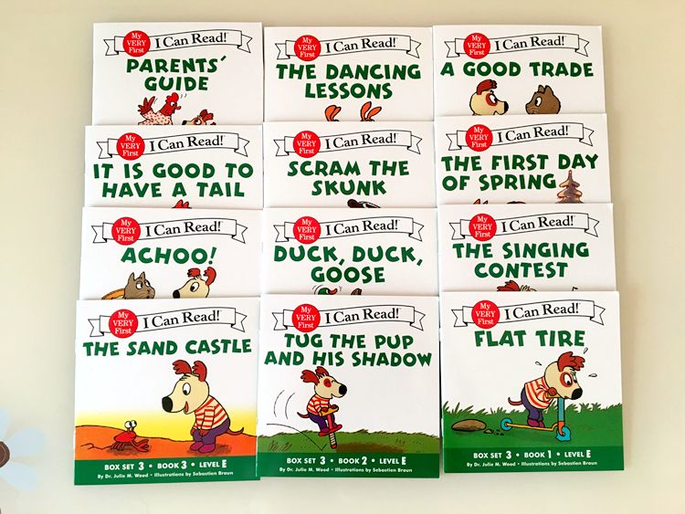 "I Can Read!" Help your child discover the joy of reading with these first Phonics Set. This 12-book collection of 7 Different Sets is designed to build strong phonics skills and boost early literacy.