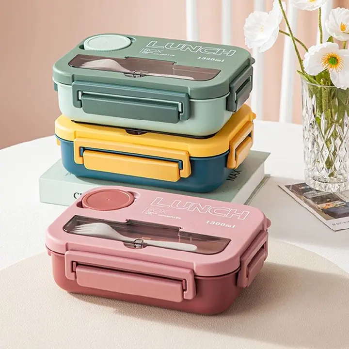 4 Compartmet 1300ML Leakproof Bento Luch Box with a Suace Lid & Cutlery Set - BPA Free Microwave & Dishawasher Safe For Students Office Picnics