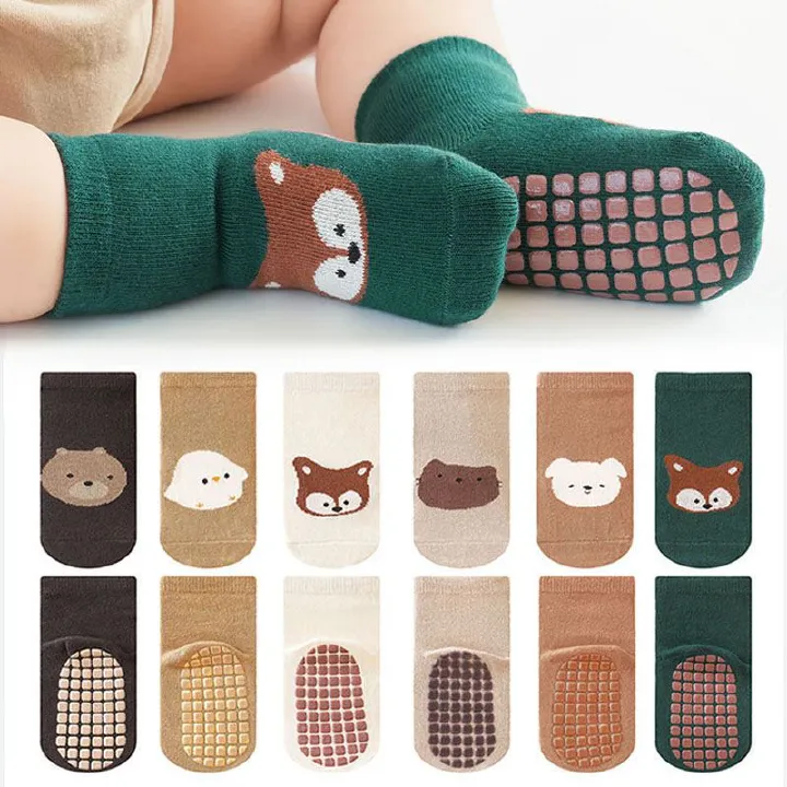 Keep tiny toes cozy, safe, and stylish with our 5 Pairs Baby Anti-Skid Socks. Designed with love for little explorers, these socks feature adorable animal faces that bring joy to every step. For 0-5 Y
