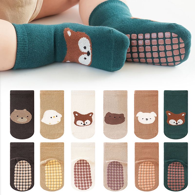 Keep tiny toes cozy, safe, and stylish with our 5 Pairs Baby Anti-Skid Socks. Designed with love for little explorers, these socks feature adorable animal faces that bring joy to every step. For 0-5 Y