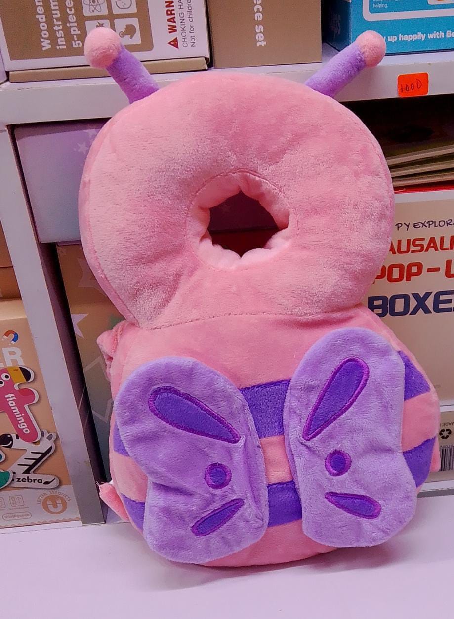 This adorable baby head protector doubles as a plush toy, designed to cushion gentle falls while sparking your baby’s curiosity. Its soft 3D breathable mesh ke