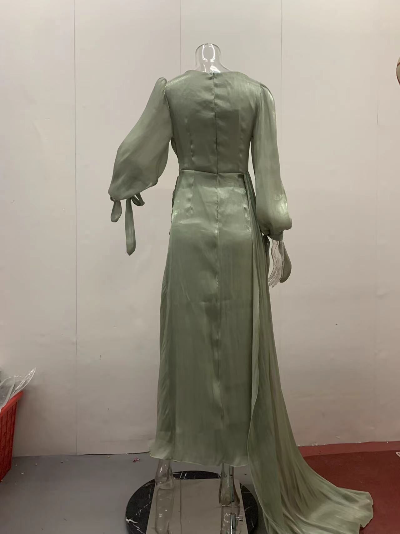 Fashion Lantern Sleeves Autumn Party Dress Elegant Solid Color Lace Up Dress Ladies O-neck High Waisted Pleated Long Dress