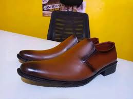 Men's dress shoes comfortable formal business Leather Shoes  - brown