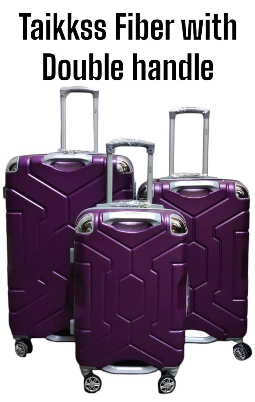3 Pieces PVC High Quality Travel Suitcase Travel Bag Travel Briefcase With Wheel. Made of durable PVC material, it is lightweight and easy to transport.