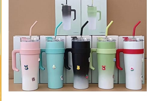 Stanley Thermal Cup/Coffee Mug With Handle & Straw.Elevate your beverage experience with the Tumbler with Handle – the ultimate spill-proof solution for coffee, water, or any drink on