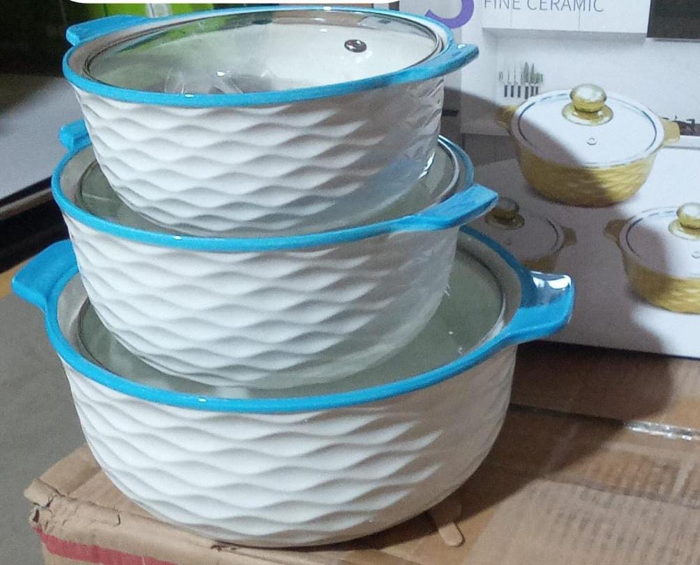 Ceramic 3pc set serving dishes with glass cover.capacity  3L, 2L&1.5L
This ceramic serving dishes can be used as serving dishes for prep, salad, pasta, soup, and small mixing bowls for cake cookie.