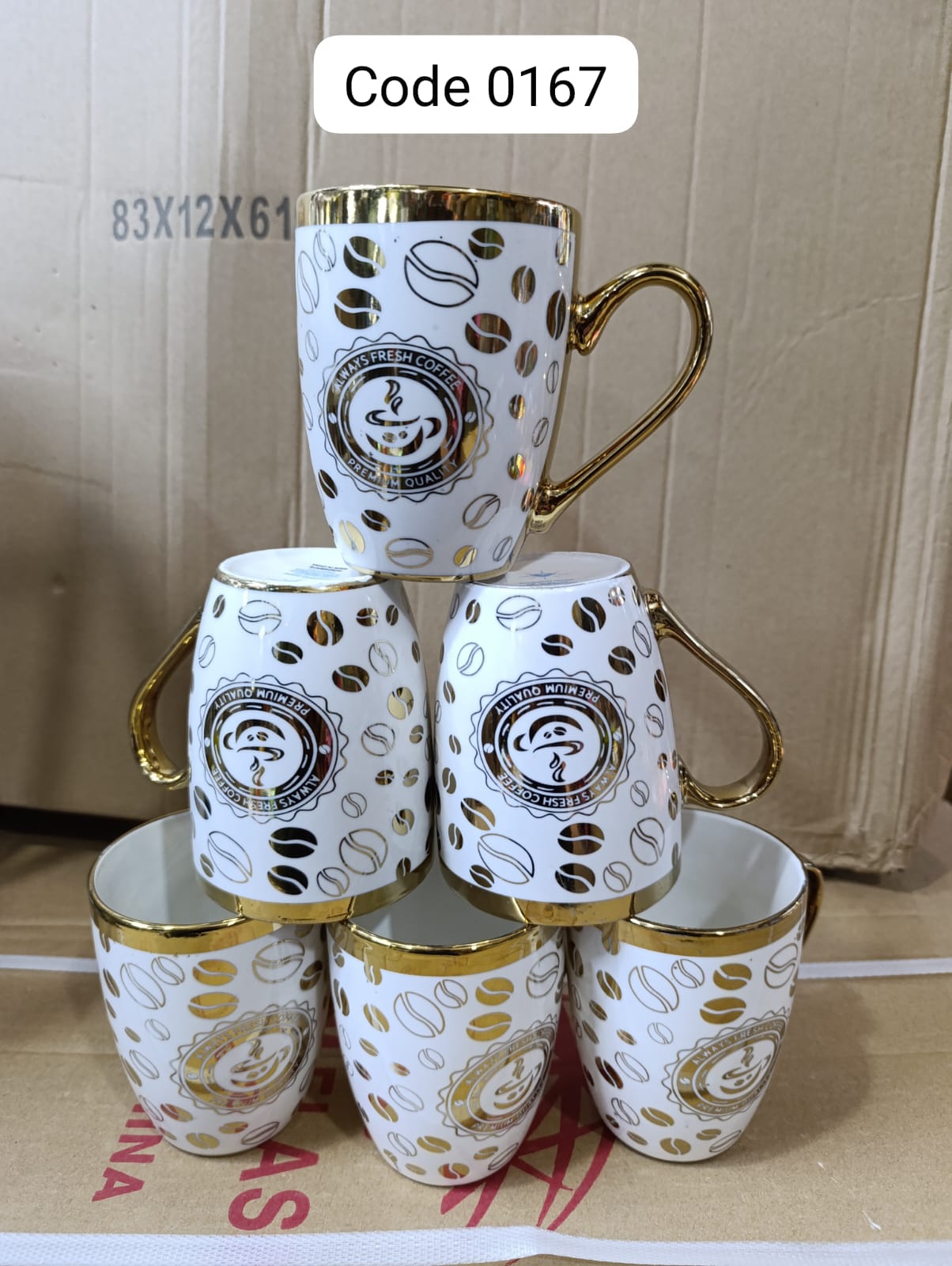 OFFER PRICE !!! Gold mugs 6pcsUpgrade your drinkware collection with this 6pcs ceramic cups set, designed to bring style and durability to your tea and coffee moments. Perfect for daily use