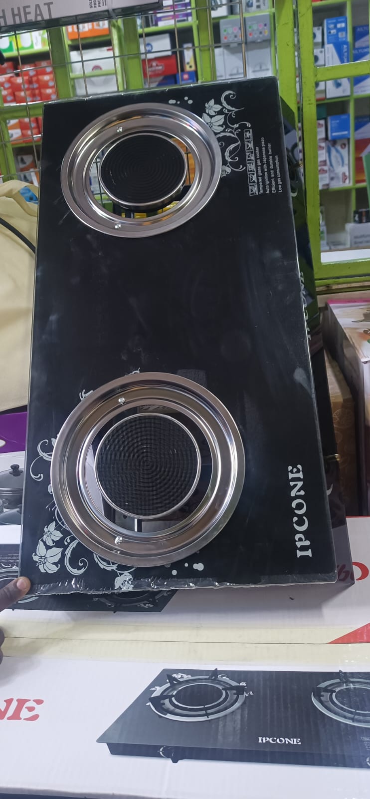 IPCONE Auto ignition 2 INFRARED Burner Glass Table Top + 1MPipe + 6KG Regulator +clips.Crafted with precision to meet the highest safety standards, this cooker combines style and performance