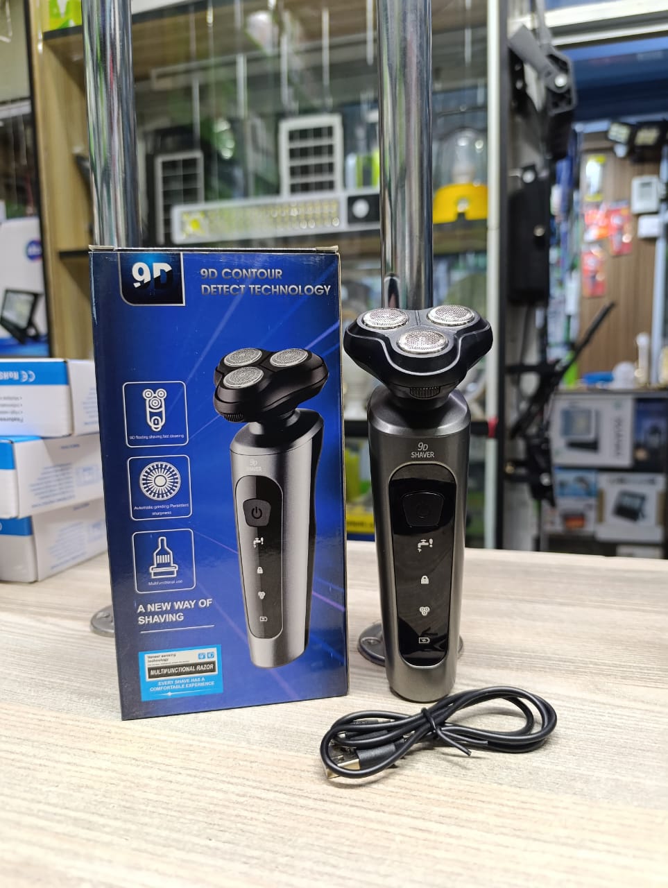 AMAZING OFFER !! 9D Electric Shaver Men's Razor Set 3 Blades Rechargeable Washable USB. This cordless electric razor is perfect for your face to make sure you have a good razor experience.