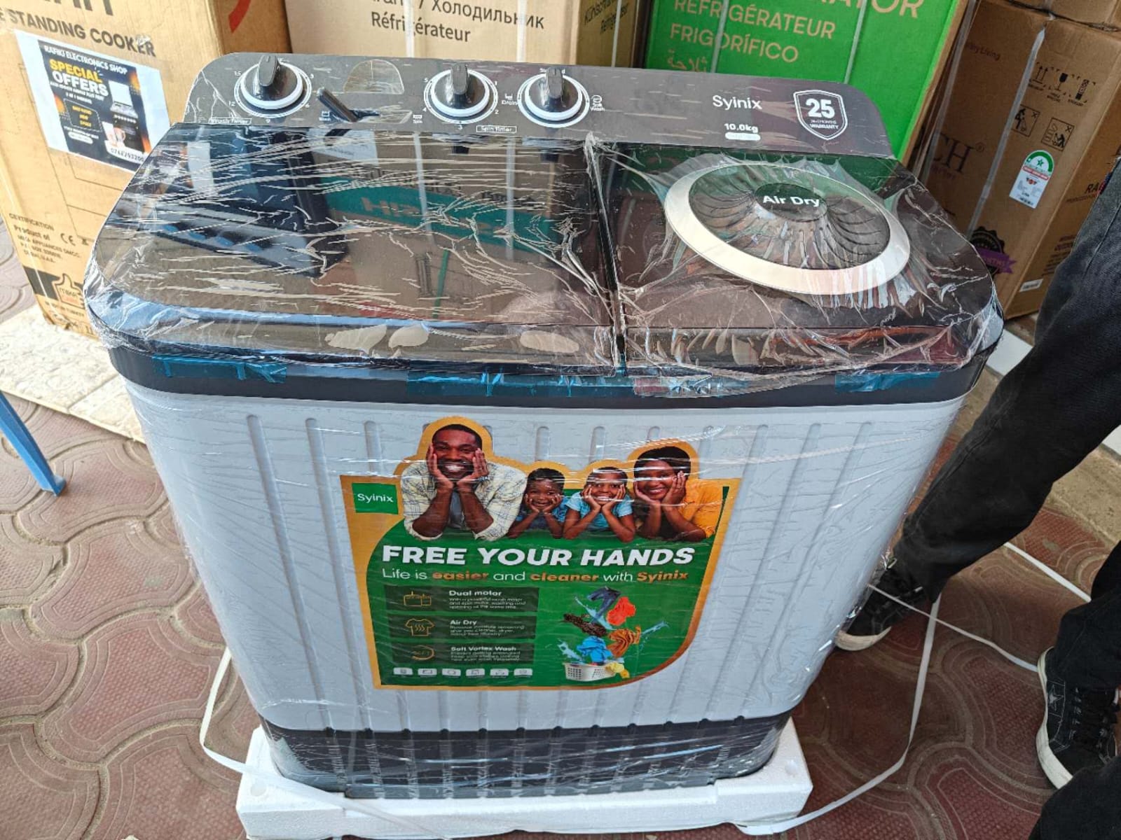 Syinix Twin tub top loader semi automatic washing machine 10kg.With a history of trusted innovation, they have real insight into the demands of modern life.So they not only look great in your bathroom