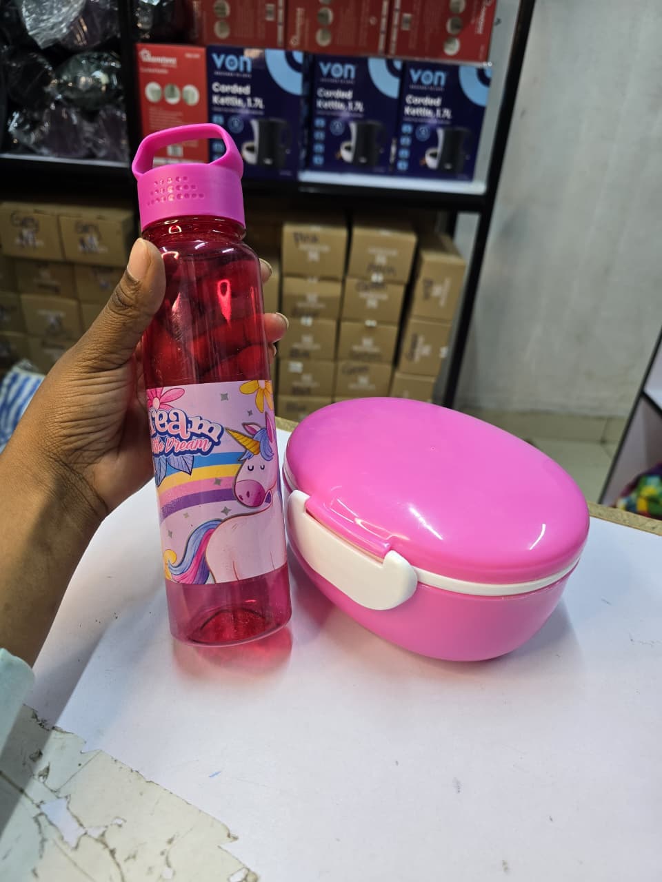 OFFER OFFER !! Lunchmate Combo Set – Durable Food-Safe Lunch Box, Portable Meal Container for School, Office & Travel.perfect for school, office, or travel, designed to keep your meals fresh