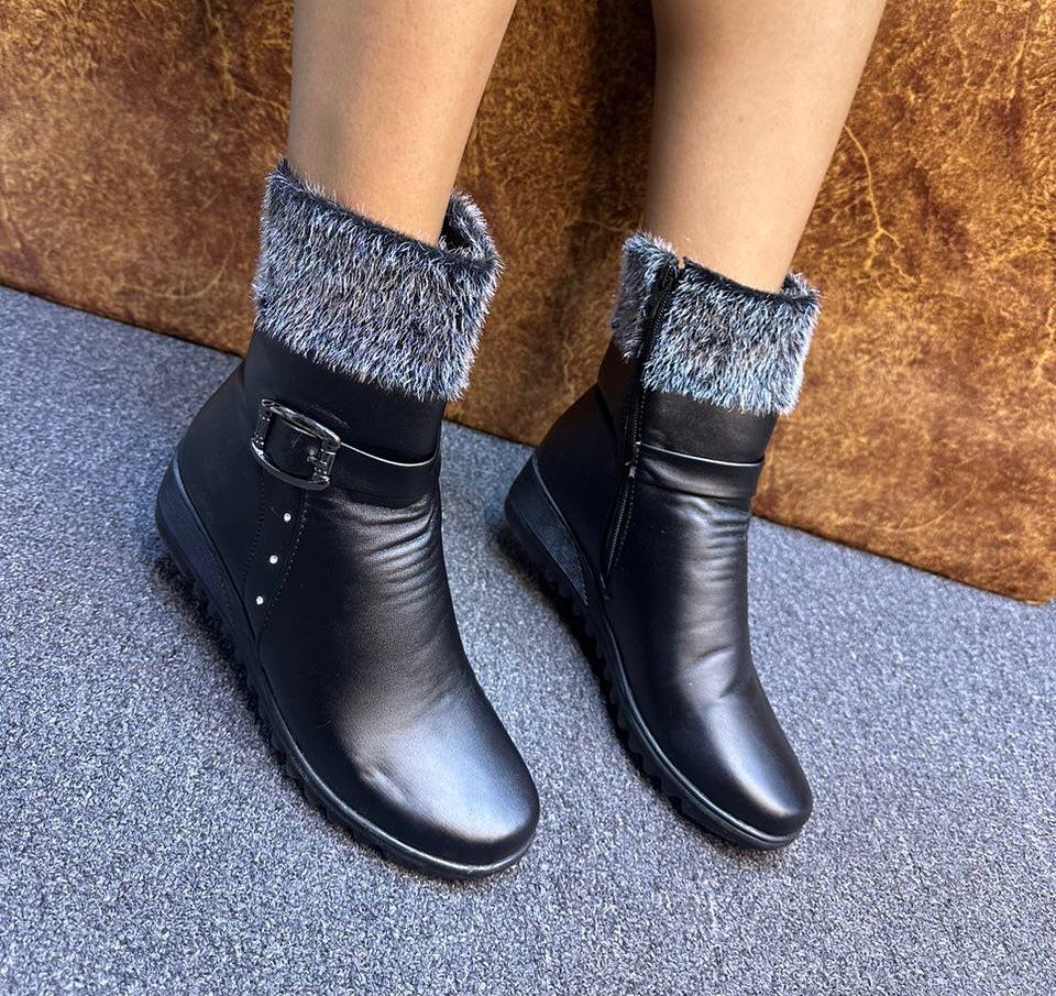Women boots warm,soft
Size 37 to 42
Only in black