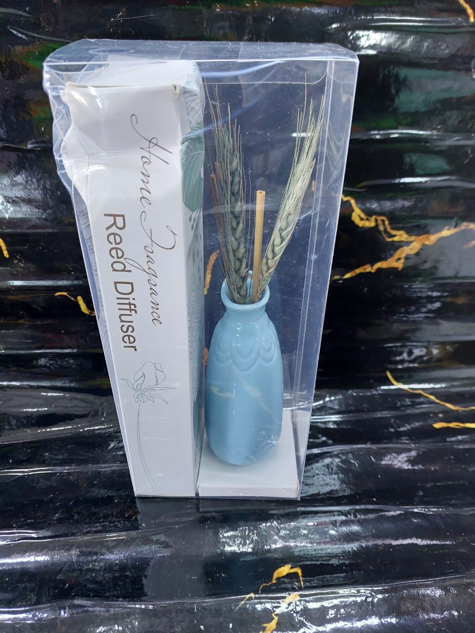 Decorative flowers &ceramic vase Reed diffuser  with 50ml long lasting  essential oil