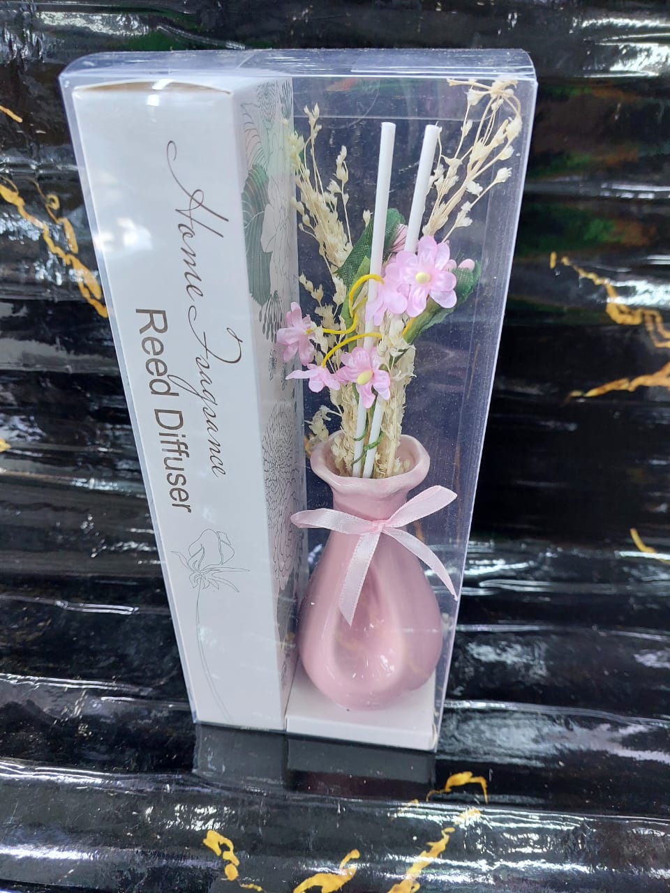 Decorative flowers &ceramic vase Reed diffuser  with 50ml long lasting  essential oil