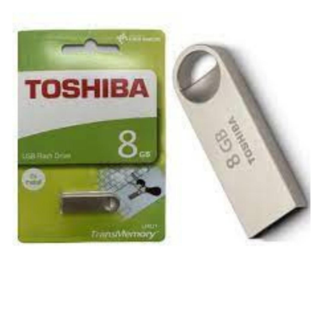 8GB Toshiba Flask Disk/ Flash Drive metallic