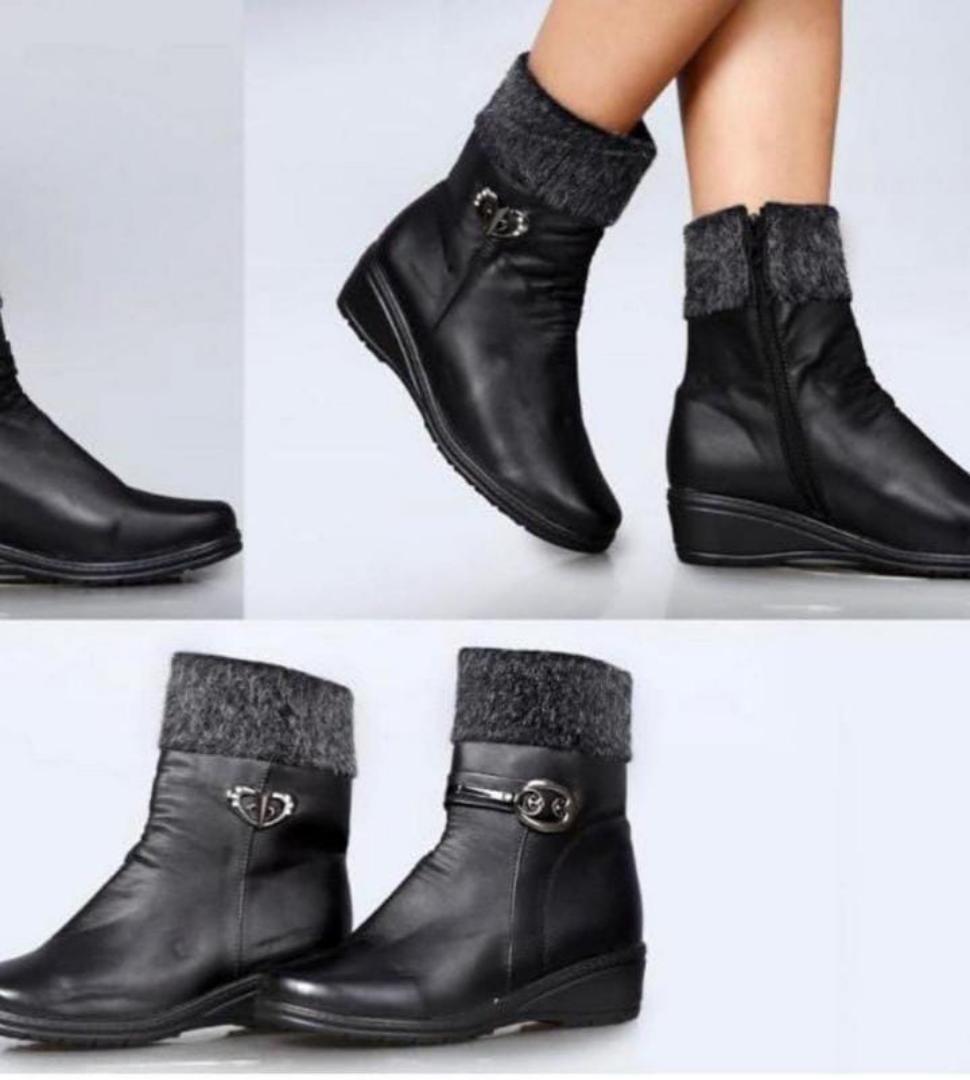 Ladies warm boots / ankle boots