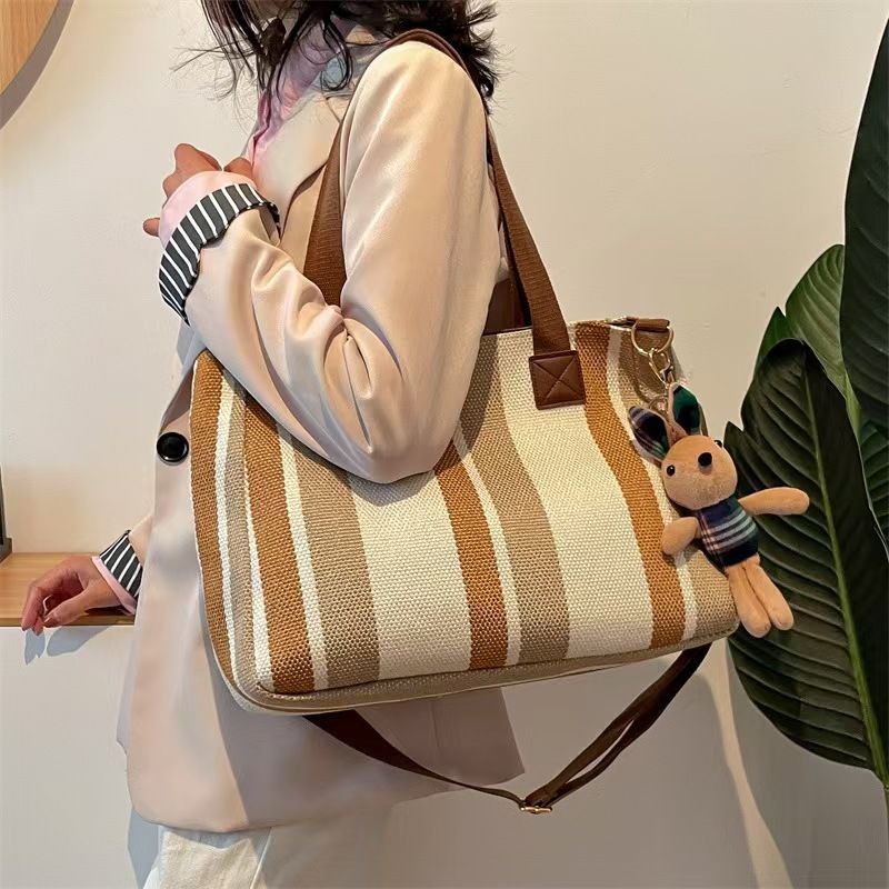 Mori Department Large Capacity Oblique SWpan Canvas Bag Women's New Fashion Daily All-in-one Shoulder Bag Class Commuting Tote Bag Whole Network Quality First Price Lowest