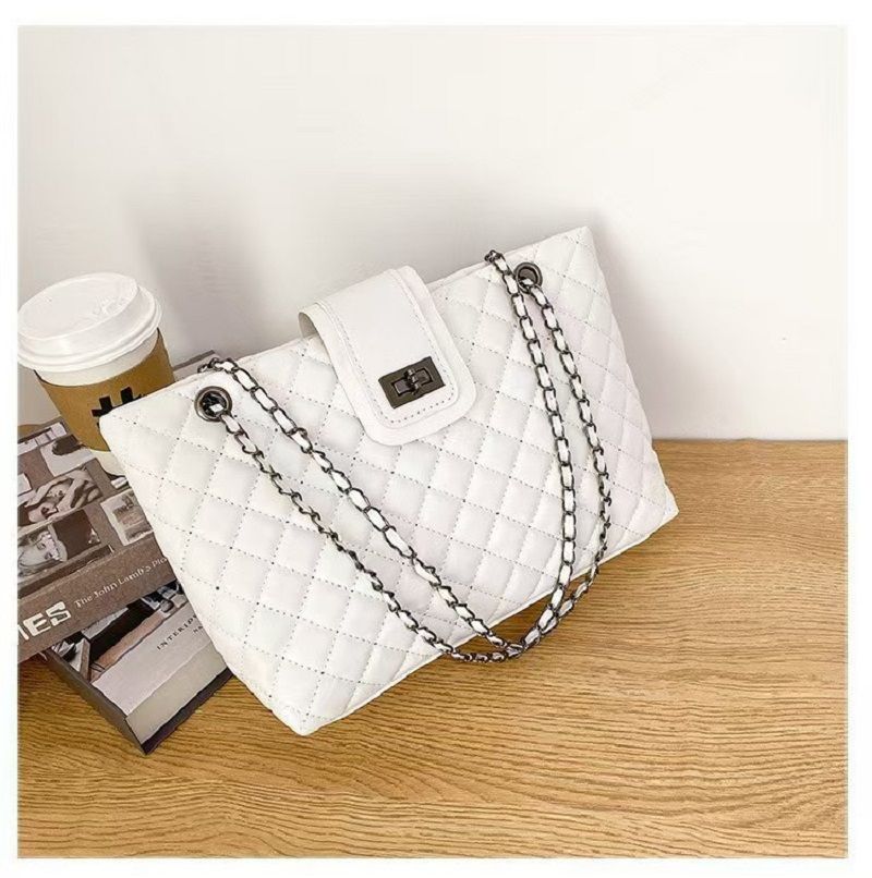 2024 New Fashion Leisure Underarm Bag Diamond Check Embroidered Thread Chain Bag Women's Single Shoulder Oblique Span Tote Bag Women's Whole Network Quality First Service First Price Lowest