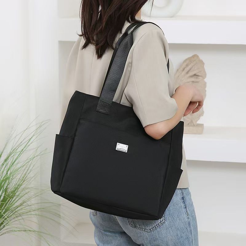 2025 New Mother Bag Female Bag Nylon Shoulder Bag Fashion Large Capacity Handbag Oxford Butot Bag Wholesale Network Quality First Price Lowest