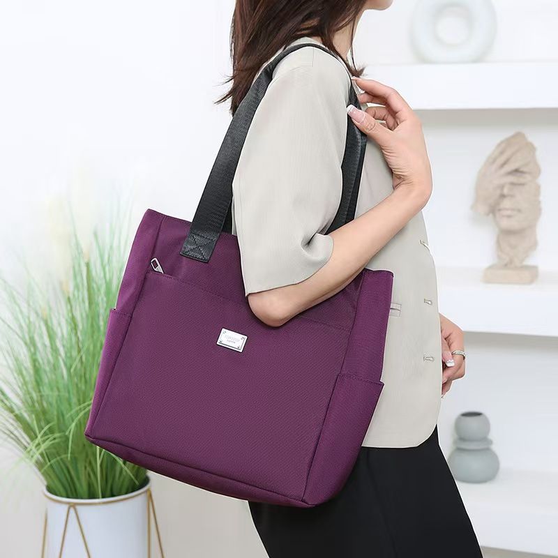 2025 New Mother Bag Female Bag Nylon Shoulder Bag Fashion Large Capacity Handbag Oxford Butot Bag Wholesale Network Quality First Price Lowest