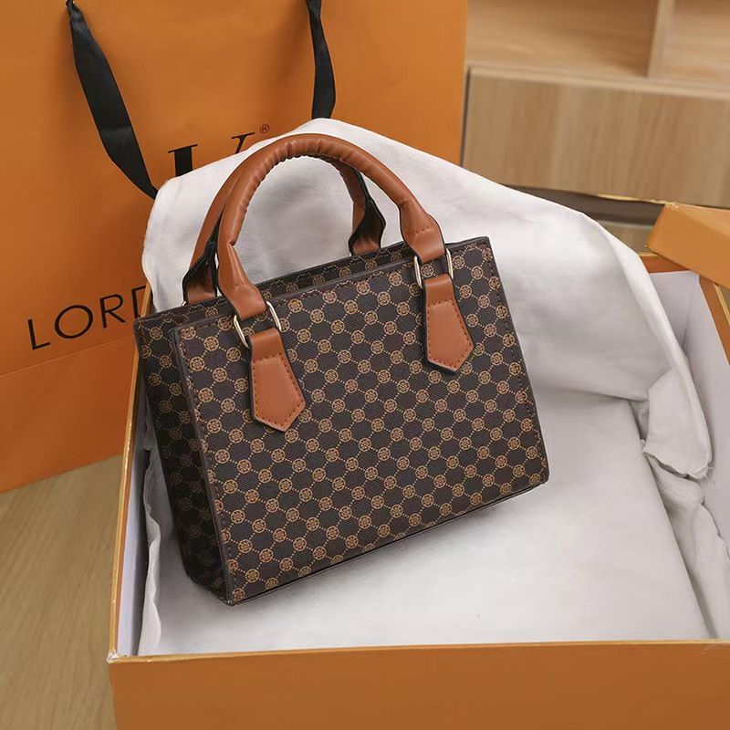 Vintage Print Bag Female All-match Advanced Sense Tote Bag 2025 New Fashion Temperament Female Bag Korean Version Handbag Whole Network Quality First Service First Price Lowest