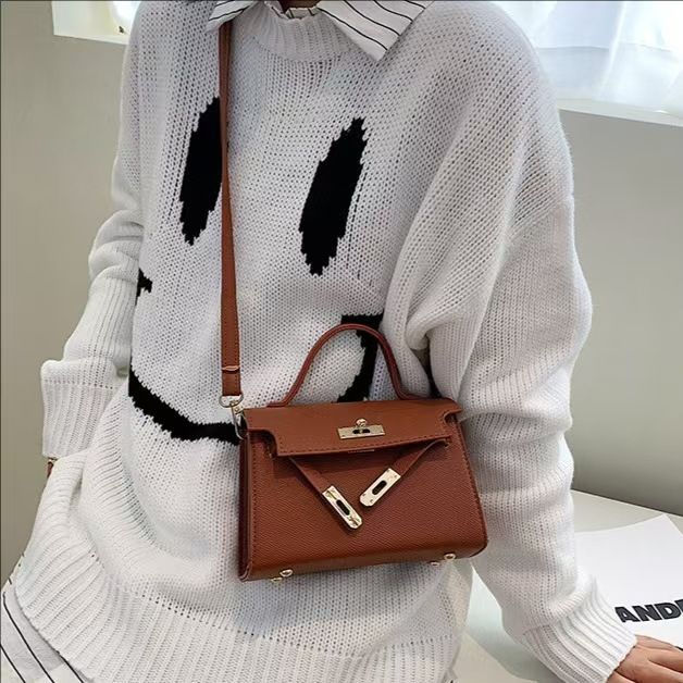 Cross-border Small Bag Women 2025 New Trend Women's Bag Kelly Bag Korean Version Shoulder Bag Fashion Hand Crossbody Bag The Whole Network Quality First Price Lowest