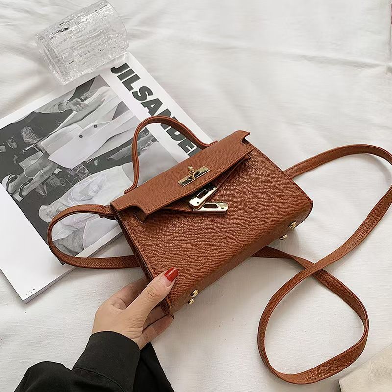 Cross-border Small Bag Women 2025 New Trend Women's Bag Kelly Bag Korean Version Shoulder Bag Fashion Hand Crossbody Bag The Whole Network Quality First Price Lowest