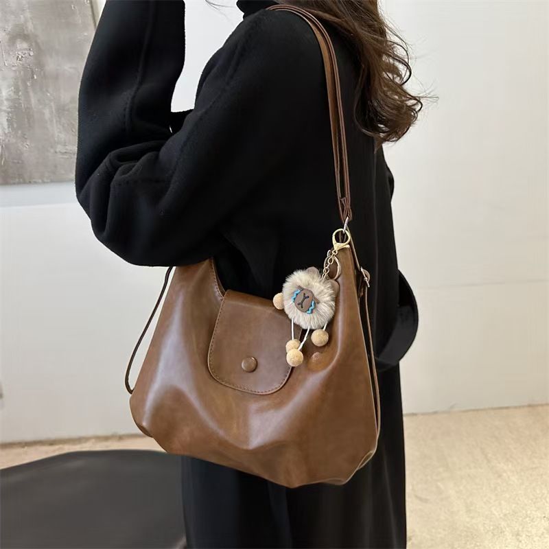 Tote Bag Women's New Style Large Capacity Commuter Backpack, Unique Design, Single Shoulder Bag, Lightweight Travel Backpack. The Quality And Service Are The Best On The Entire Internet.