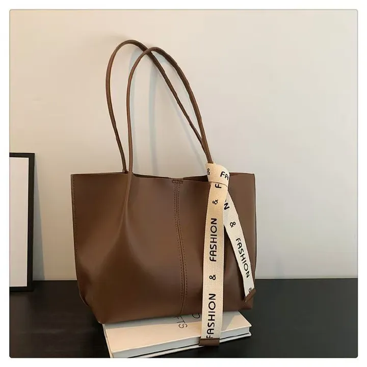 Large Capacity Women's Bag 2024 Spring/Summer New Niche Retro Shoulder Bag Advanced Sense Large Bag Commuter Tote Bag Tide Whole Network Quality First Service First Price Lowest