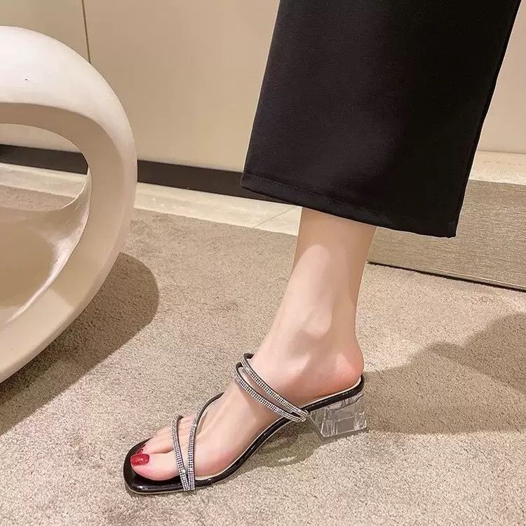 New Arrival Big Size Fashion Women’s Sandals Two Ways To Wear Open Shoes Low Heels Flat Bottom  Slippers Ladies  Shining Daily Shoes Girls Sandal