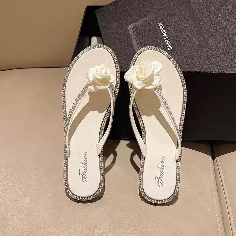 New Arrival  Fashion Women’s Sandals  Open Shoes Low Heels Flat Bottom  Slippers Ladies  Shining Flowers Daily Shoes Girls Sandals