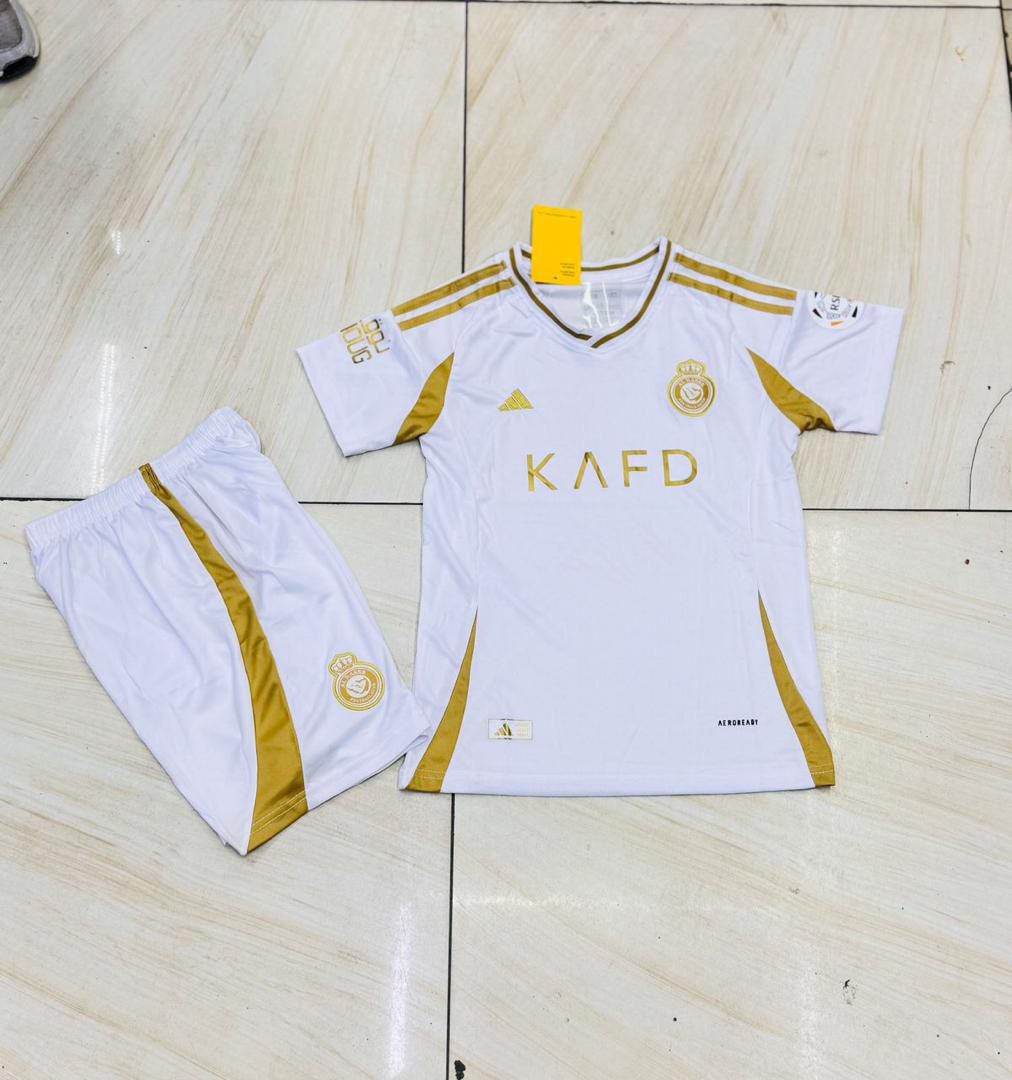 Clothes > Baby Boys > Tops > T-Shirts an shorts