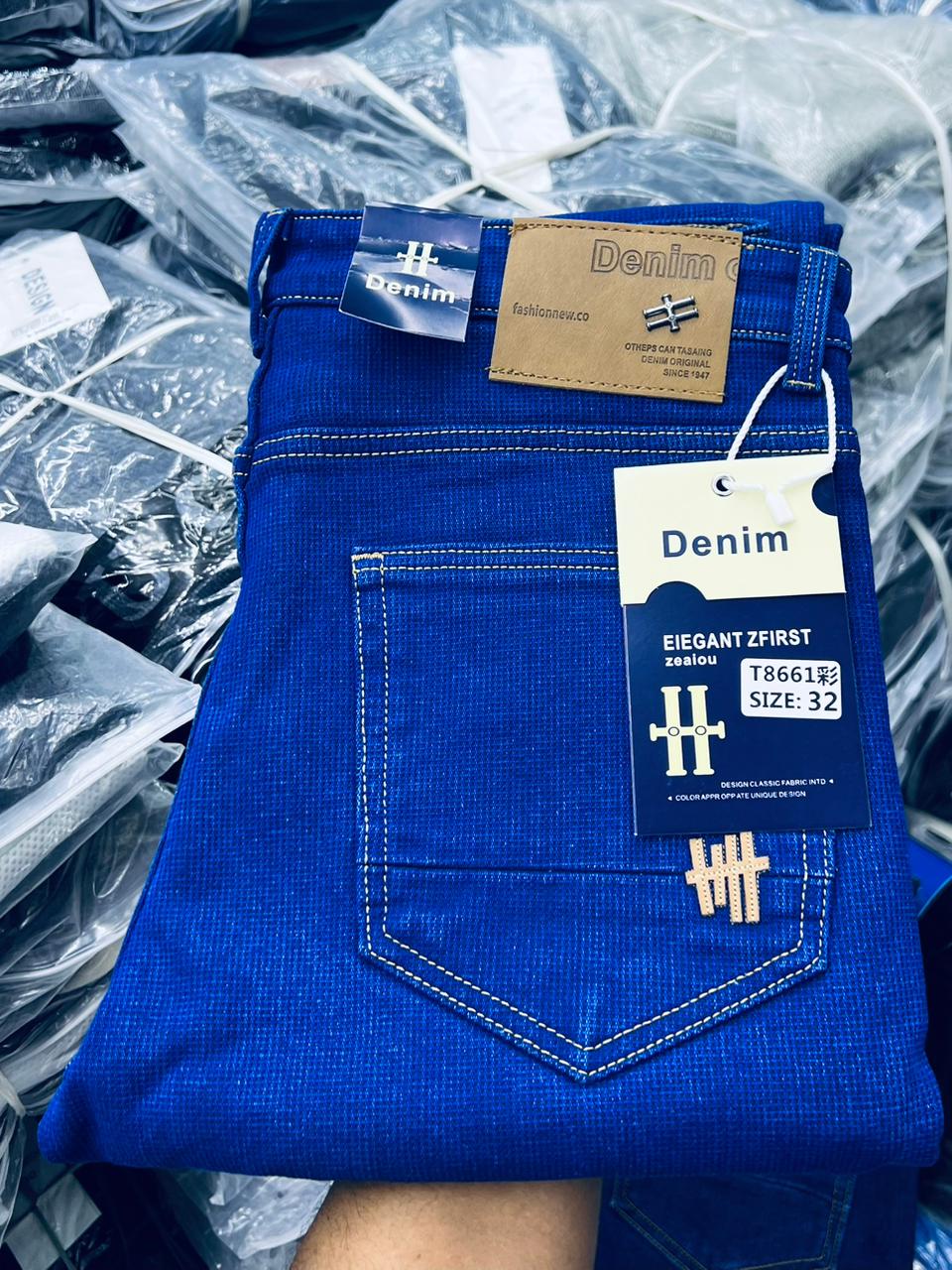 Clothes > Men's Clothing > Clothing Sets > Jeans