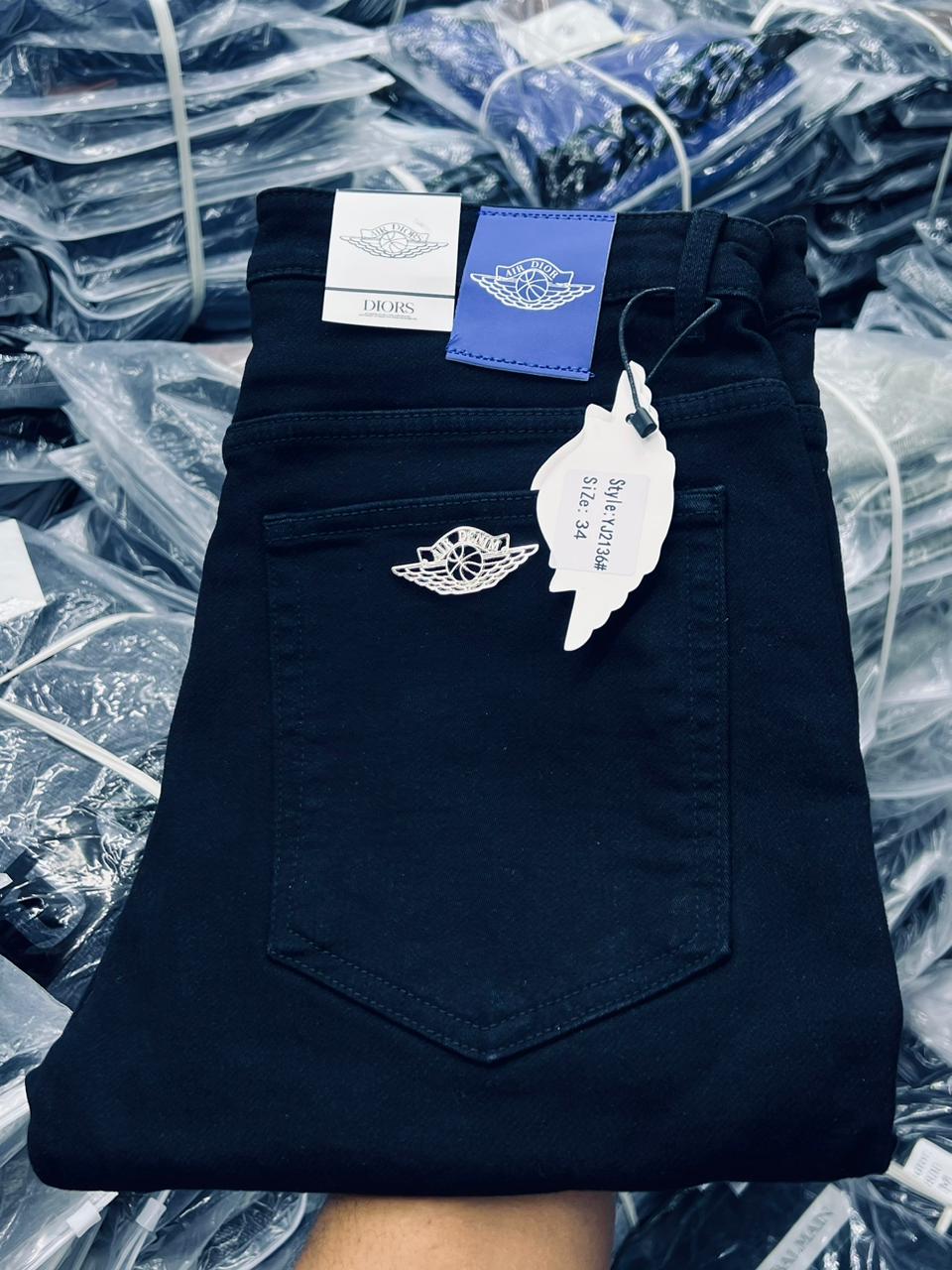 Clothes > Men's Clothing > Clothing Sets > Jeans