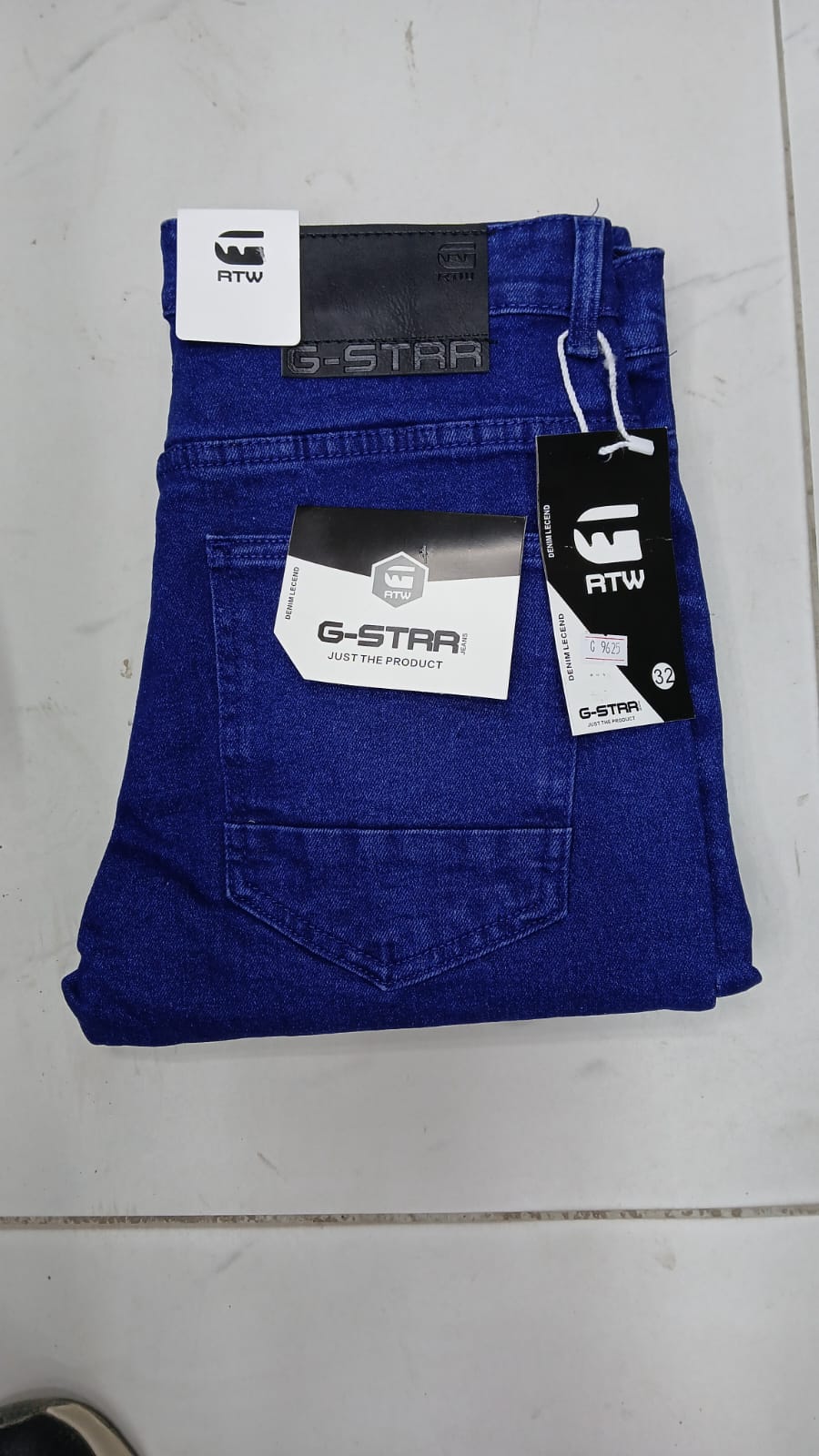 Clothes > Men's Clothing  new Jeans