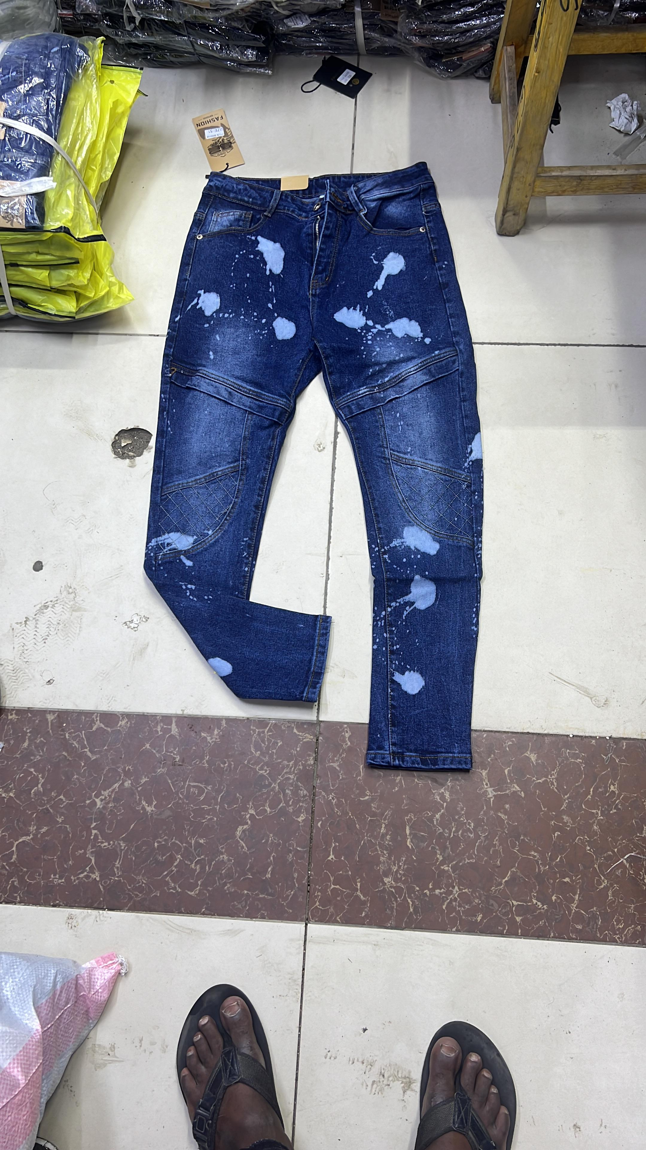 Clothes > Men's Clothing  new Jeans