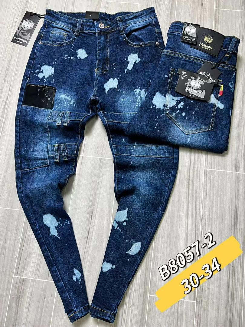 Clothes > Men's Clothing  new Jeans