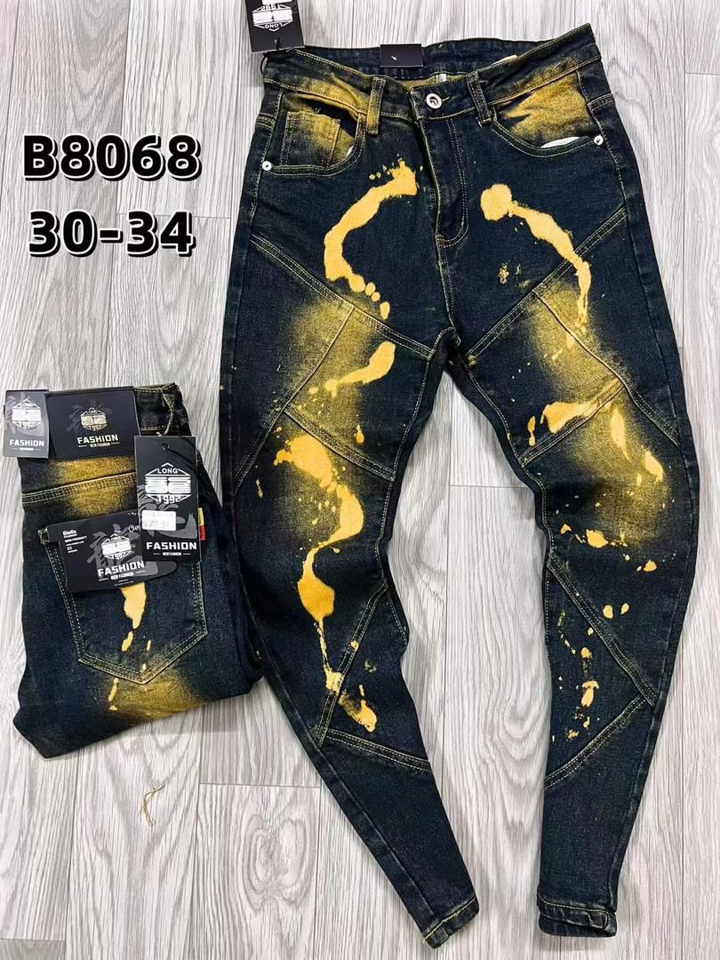 Clothes > Men's Clothing  new Jeans