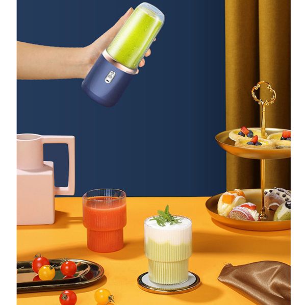 400ml Single use small juicer Easy to carry Rechargeable outdoor picnic juicer