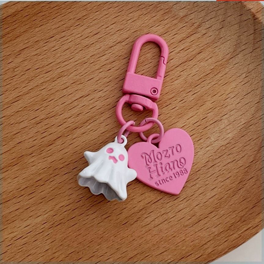 Cute personality, sweet and cool, little ghosts, ghosts, ghosts, love pendants, pink and black round buckle pendants, keychains, headphone pendants