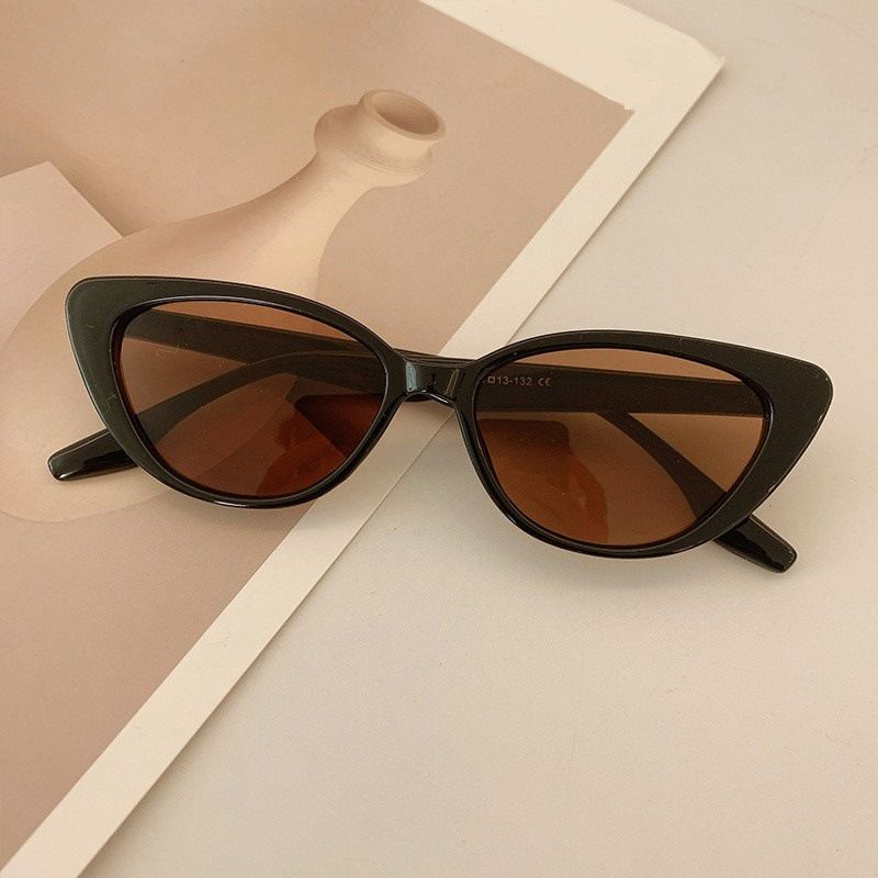 New black cat-eye sunglasses for women senior sense sunglasses for men sunscreen retro fashion pink glasses