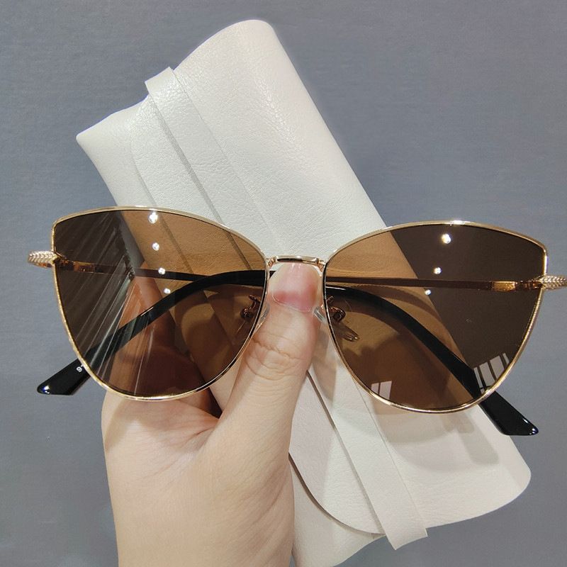 New hot metal small frame cat-eye sunglasses ladies fashion Europe and the United States street shot sunglasses