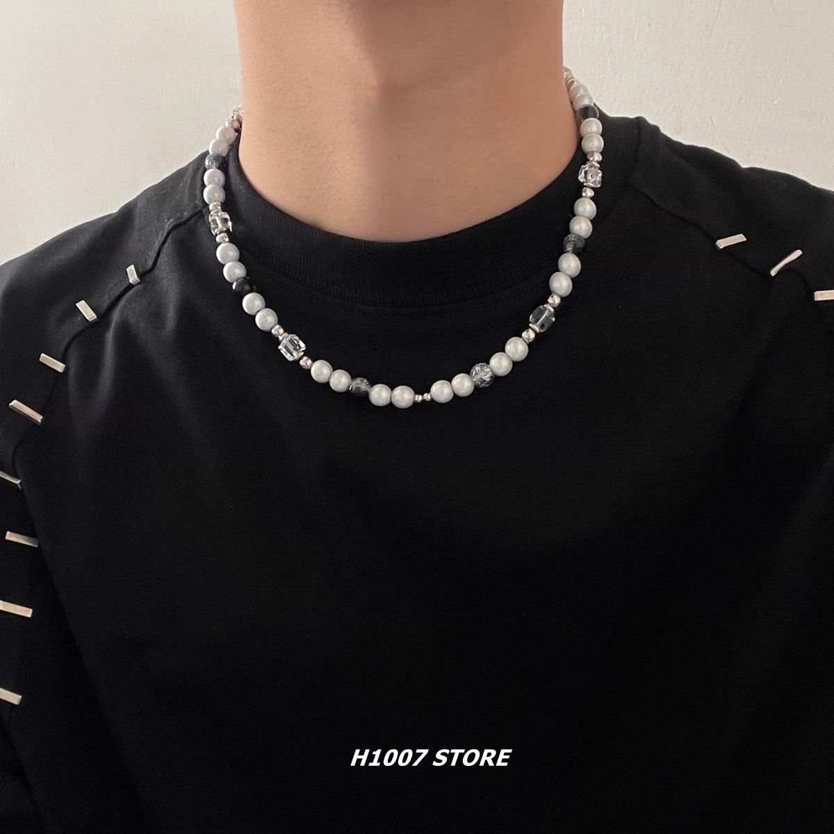 Reflective pearl patchwork cross niche design collarbone chain Titanium steel necklace Men's hip hop necklace girls' necklace