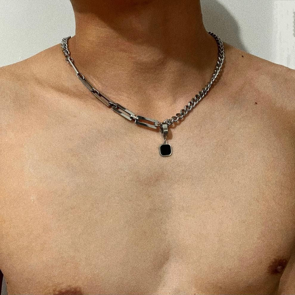 Hip hop fashion brand simple black square earrings necklace men and women niche design titanium steel splicing couples pendant accessories