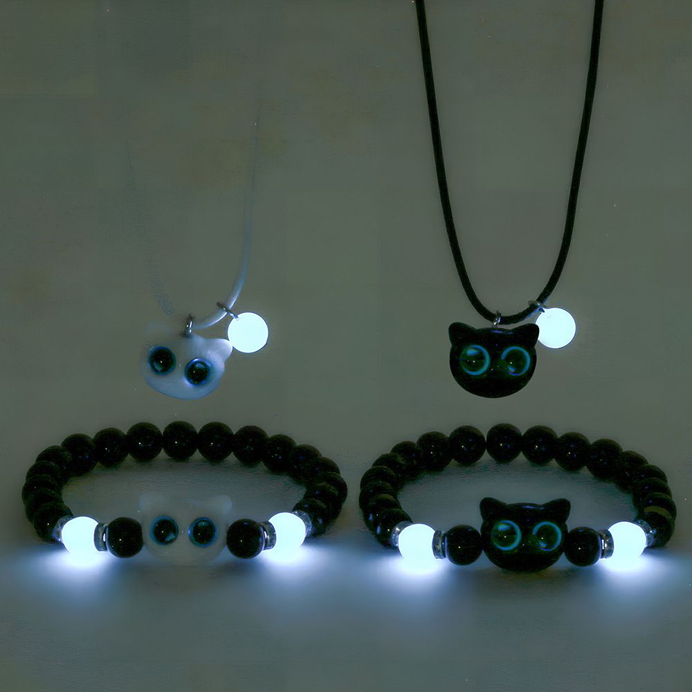 Hot-selling cheese cute little cat luminous bracelet necklace, couple cartoon little black cat accessory necklace