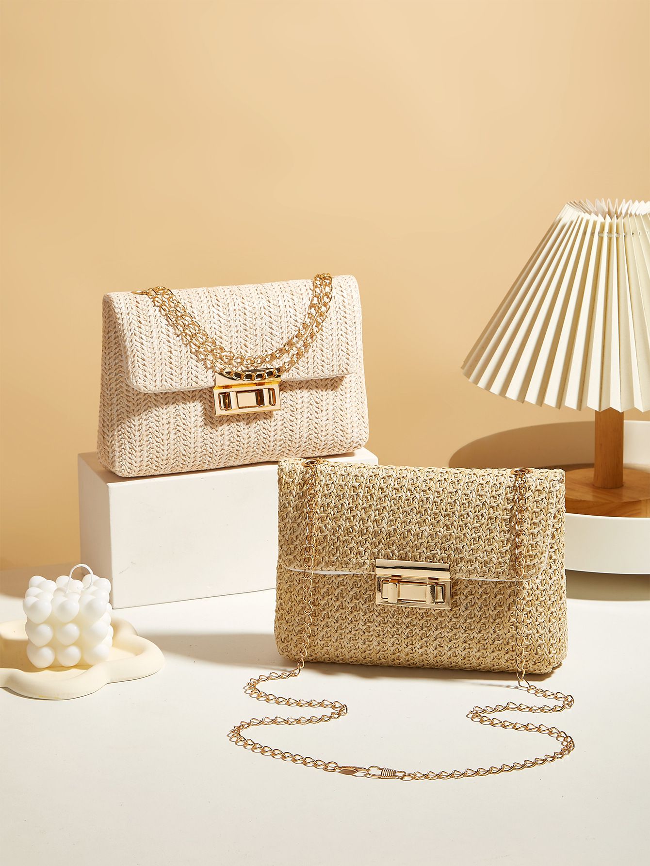 New fashionable crossbody bag, Korean-style trendy straw-woven women's bag with lock closure, simple small square bag