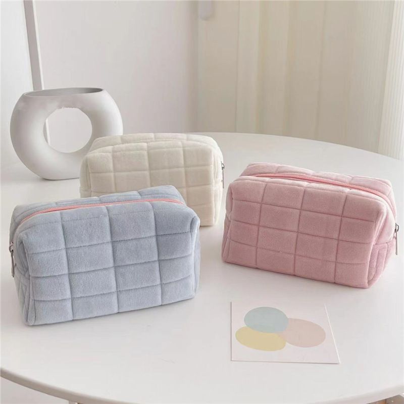 Cute Soft Plush Small Cosmetic Bag Portable Travel Pouch Solid Color Zipper Toiletry Storage Organizer for Women Makeup Bag