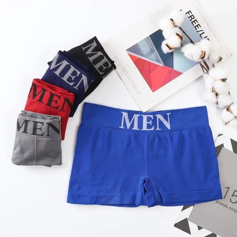 5-piece men's seamless short underpants with excellent breathability, soft texture and good elasticity. Pure color plain front piece men's underwear with high elasticity and comfort.