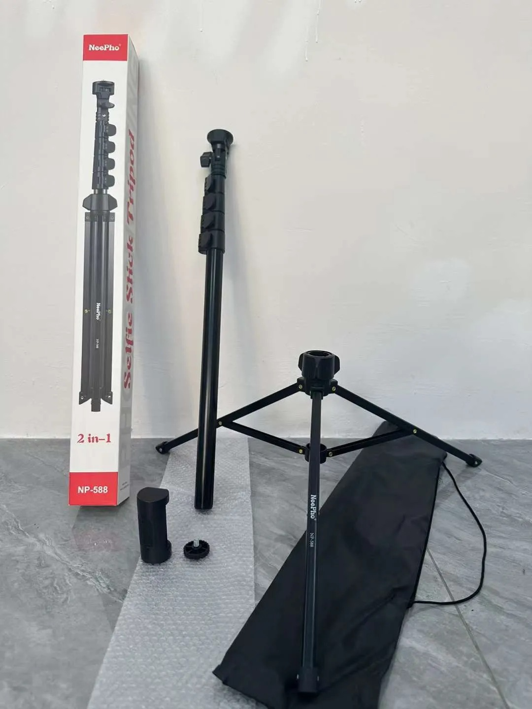 1.5 Mtrs (61-inch) Heavy Duty Aluminum Extendable Cell Phone Tripod Stand Selfie Stick 2 in1 Tripod